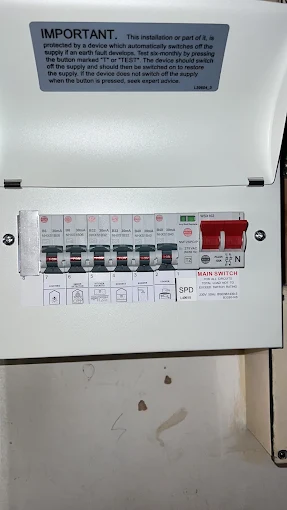 Completed 18th Edition consumer unit with SPD and labelled circuits